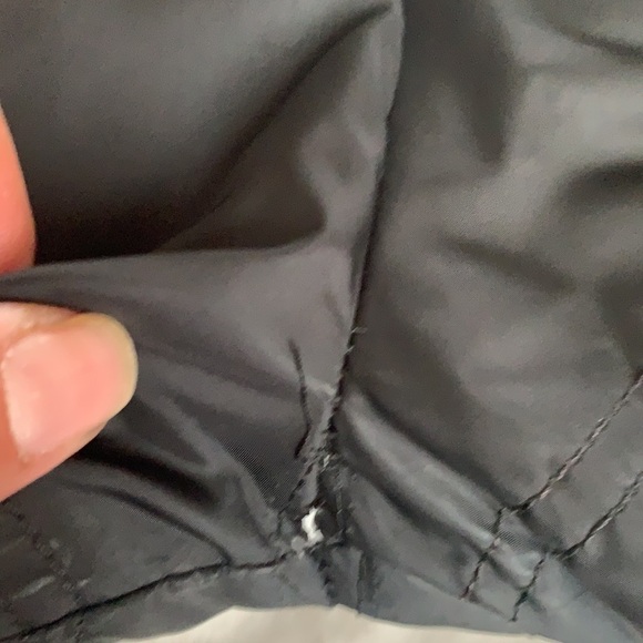 Juicy Couture Women’s Black Puffer Winter Jacket Size XS - Picture 15 of 15